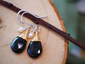 Onyx, Akoya Pearl Drop Earring Silver and Gold